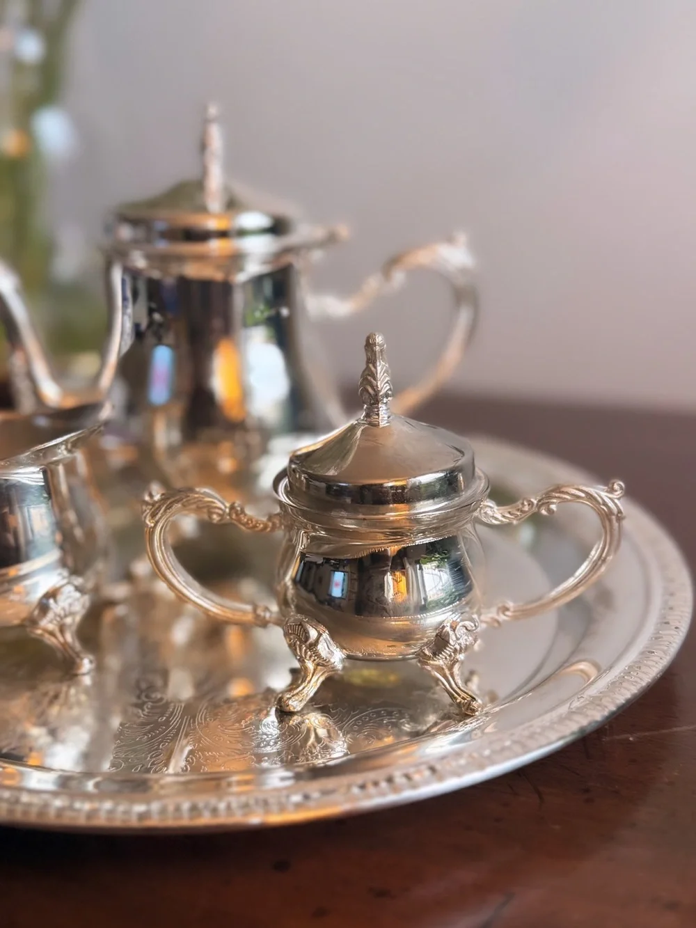N/A elegant silver